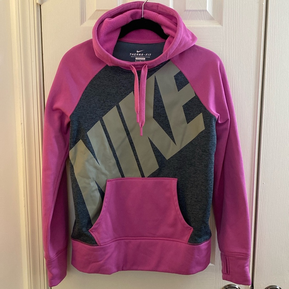 Nike therma-fit sweatshirt